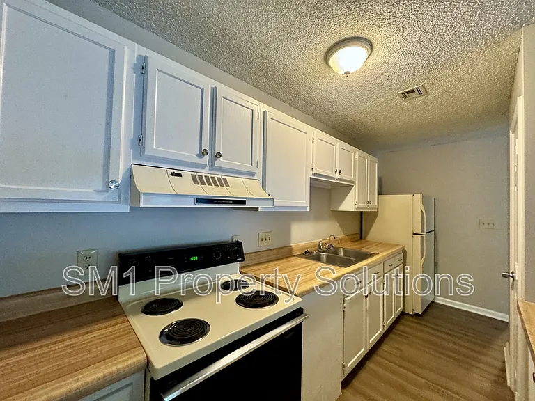 3109 Darden Rd #B — Photo 13
