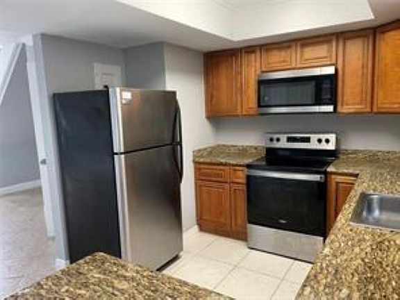 5th image of 7944 Kimberly Blvd #105
