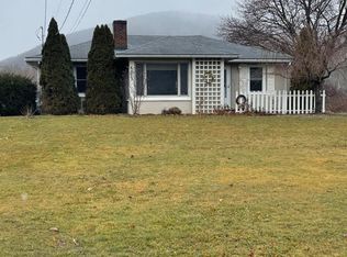 8013 Pleasant Valley Rd, Bath, NY 14810