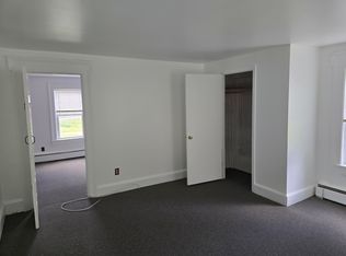 102 Armstrong Ln #A, Pownal, VT 05261