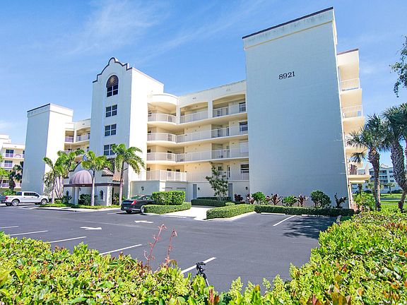 2nd image of 8921 Lake Dr APT 504