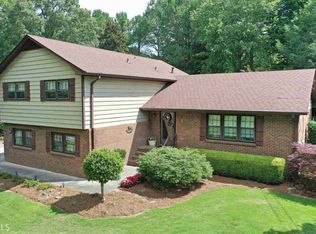 2558 Three Bars Dr, Grayson, GA