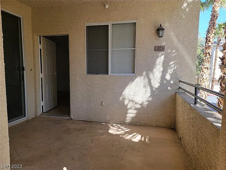 7123 S Durango Dr #213 — Photo 5