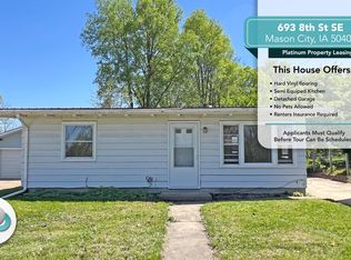 693 8th St SE, Mason City, IA 50401