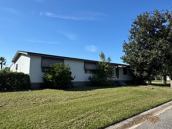 2nd image of 2310 Lakota Ln