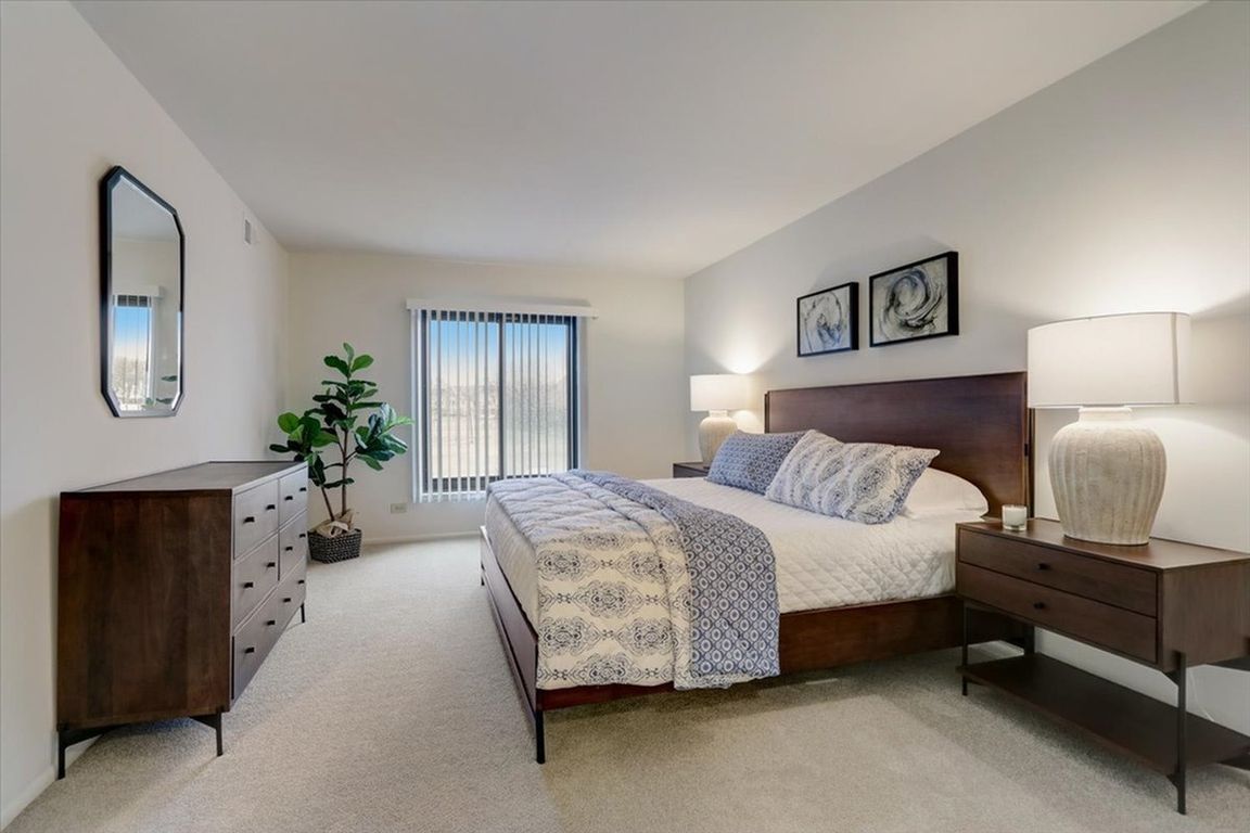 Renovated 2 Bedroom