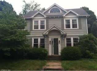 88 Thornton St, Hamden, CT 06517
