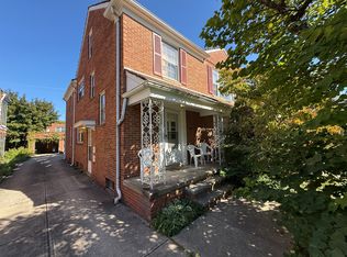19835 Winslow Rd #UP, Beachwood, OH 44122