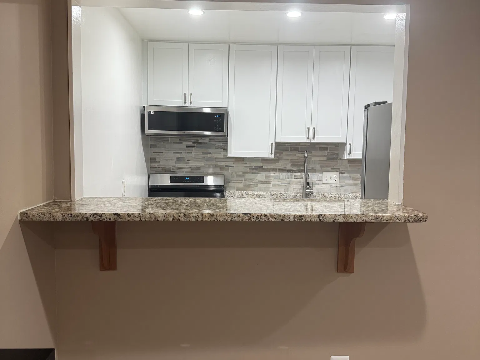1 bed, $2,200 — Photo 3