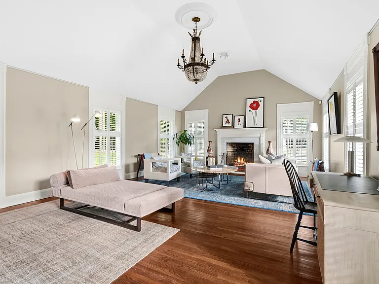 46 Maple Ln — Photo 4