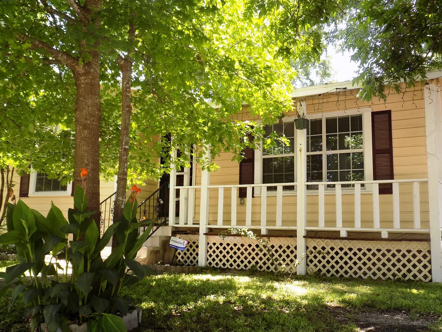 636 Norwood — Photo 3