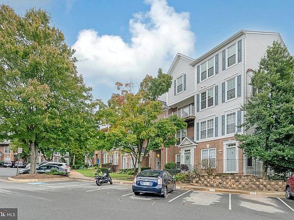 2nd image of 12789 Fair Crest Ct #14102