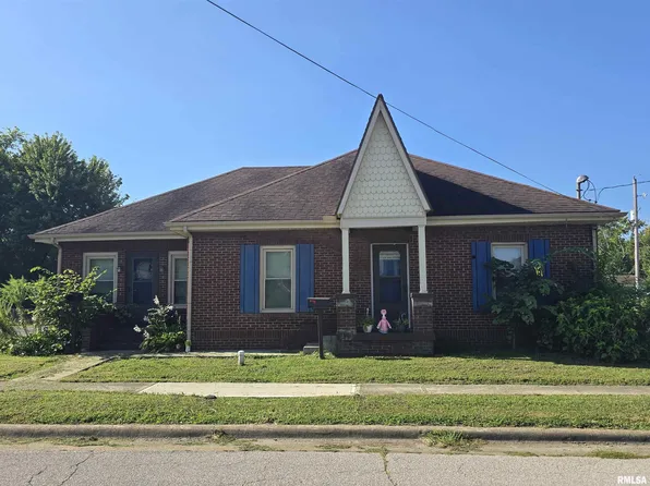 125 Virginia Ave, Carterville, IL 62918