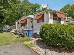 41 Roberts Rd, Toms River, NJ 08755