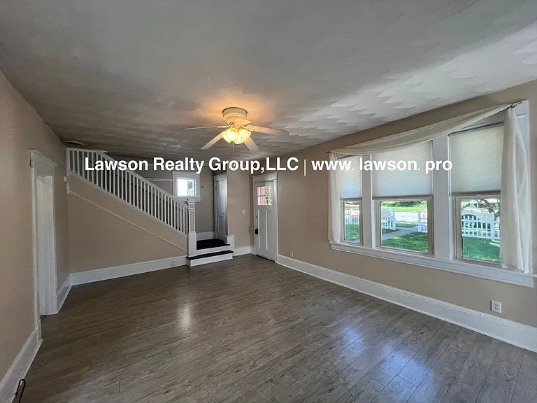 2148 Berkley Ave SW — Photo 16