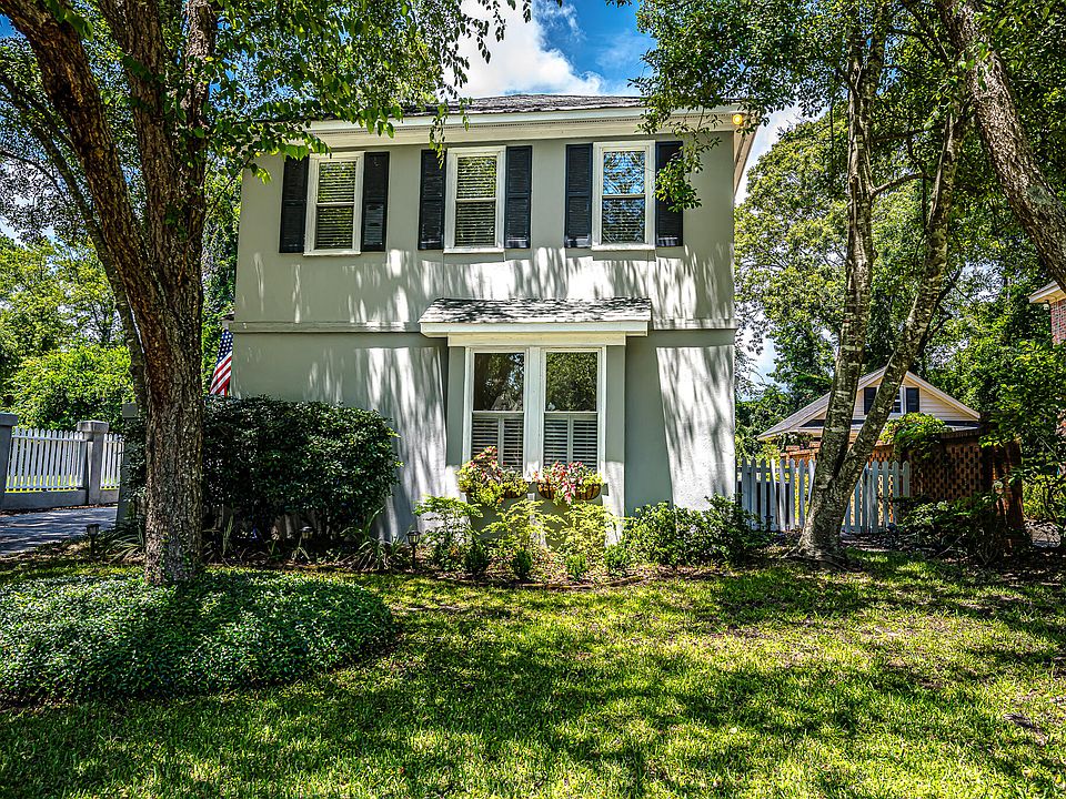 1st image of 1023 Plantation Ct
