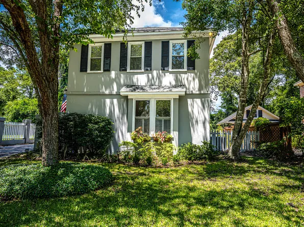 1023 Plantation Ct, Mount Pleasant, SC 29464