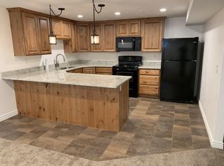 8284 S Fallbrook Cir #1, Sandy, UT 84094