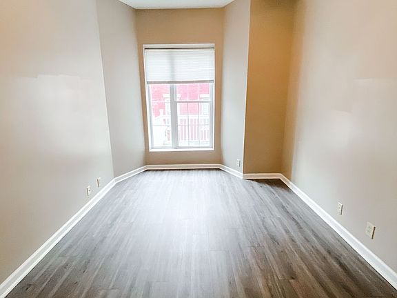 2nd image of 1218 Columbia St APT 1