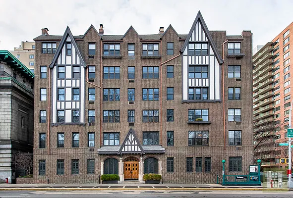 Sold by Halstead Real Estate | media 28