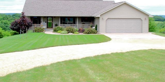 2nd image of 26645 Sieverding Ridge Rd