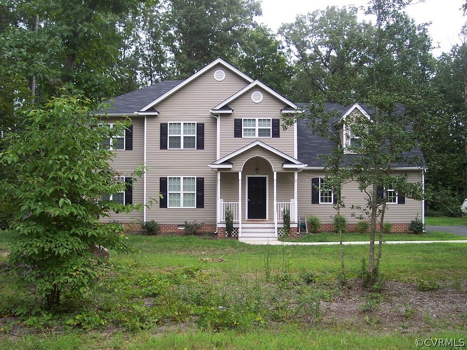 1st image of 17400 Round Rock Ct