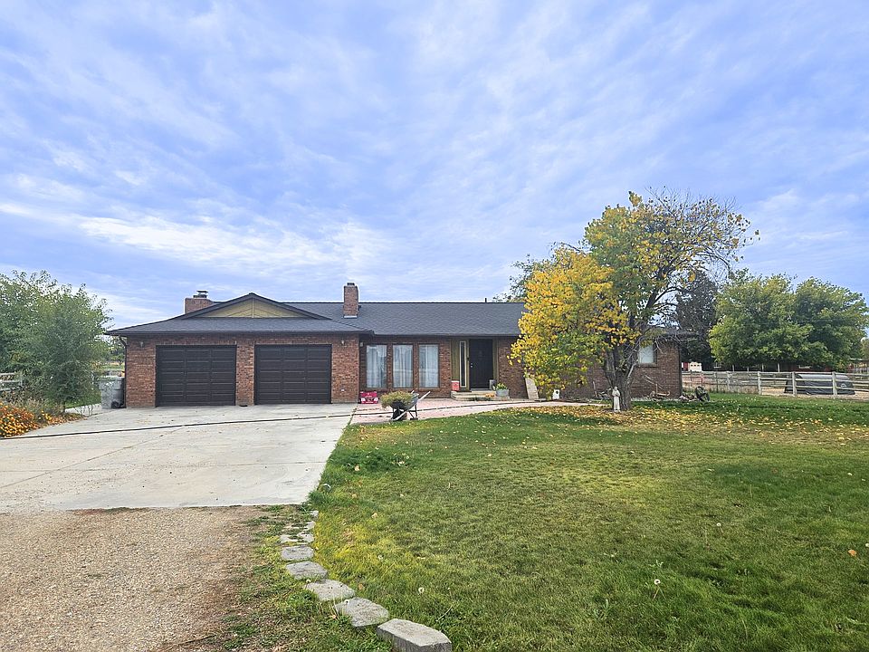 1st image of 6907 Wright Ln