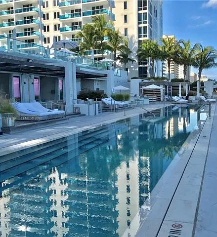 2301 Collins Ave #1507 — Photo 12