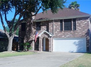 4803 Willow St, Seabrook, TX 77586