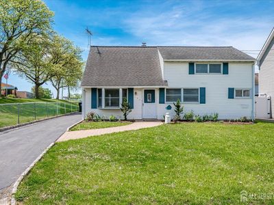 137 Grand Ave, Iselin, NJ, 08830