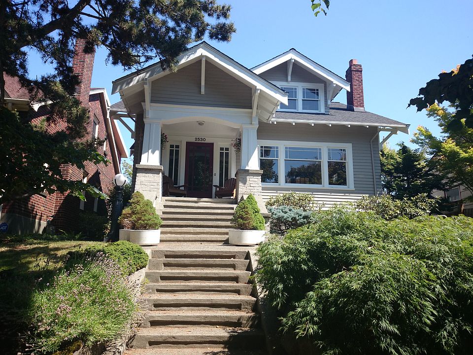 2nd image of 2530 10th Ave W