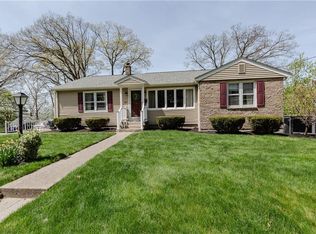 127 Saint Agnes Ave, Woonsocket, RI 02895