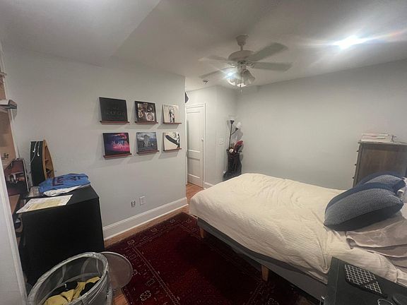 5th image of 1518 Pine St APT 1R