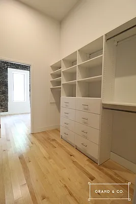 Rented by Grand & Co. | media 7