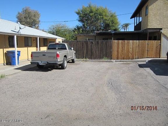 2nd image of 407 W Sunland Ave
