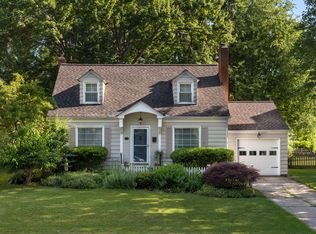 26914 Midland Rd, Bay Village, OH 44140