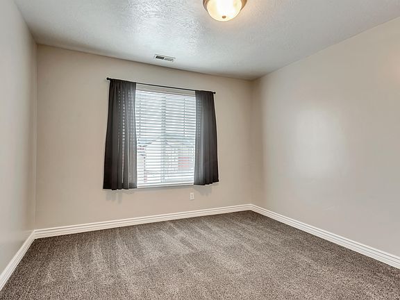 4th image of 952 W 270 S APT 301