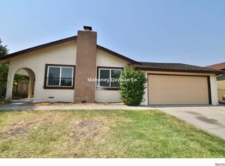 1325 Glenwood Dr, Petaluma, CA
