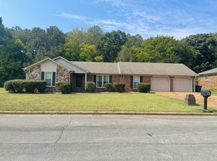 125 W Oak Hill Dr, Florence, AL 35633
