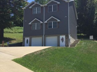4 Oak Aly, Belle Vernon, PA