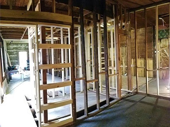 5th image of 1624 Lincoln Ave