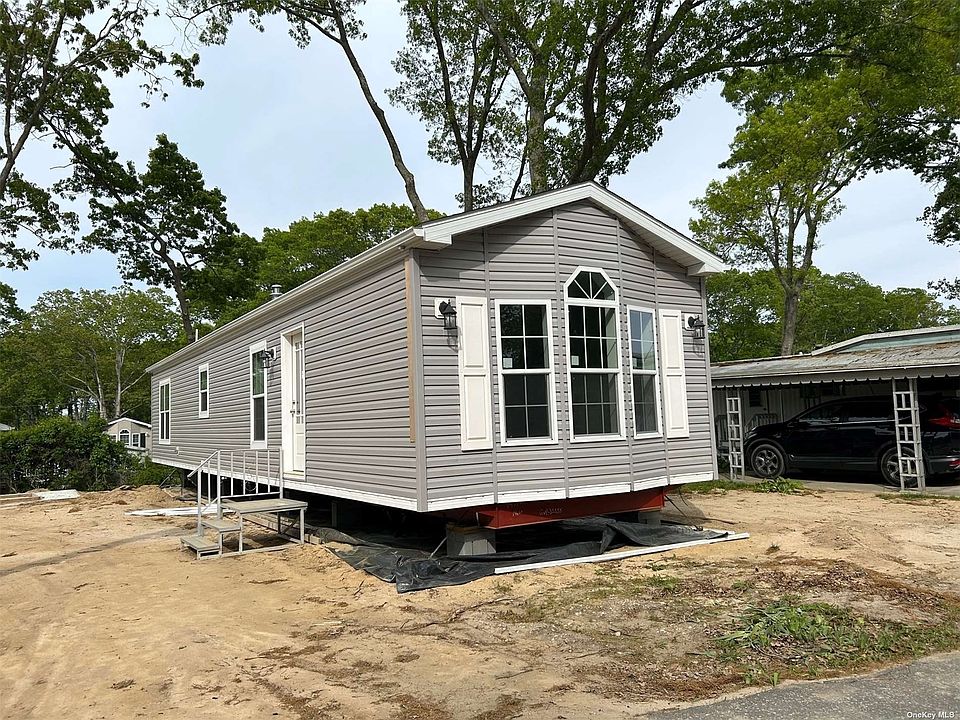 1661188 Old Country Road, Riverhead, NY 11901 Zillow