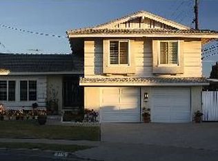 9471 Leilani Dr, Huntington Beach, CA 92646