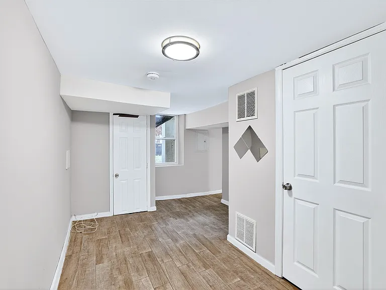 83 Williams Ave #3 — Photo 12