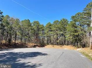 126 Trim Ln, Manahawkin, NJ 08050