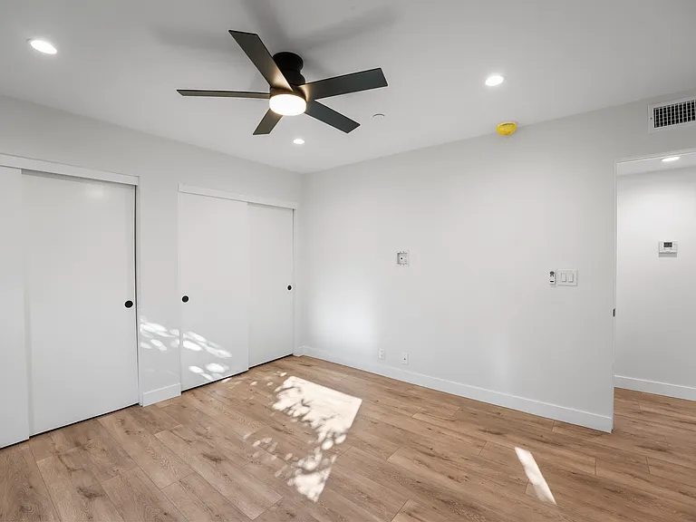 243 Avenida Montalvo #4 — Photo 23