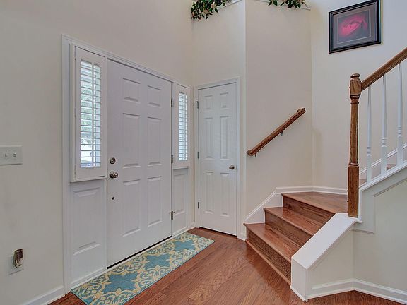 4th image of 5264 Lenora Dr