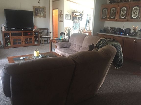 5th image of 303 S East St