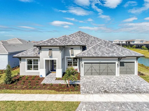 8532 Beechlake Ct, Sarasota, FL 34240