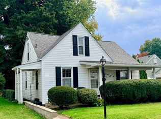 204 Seneca Dr, New Kensington, PA 15068